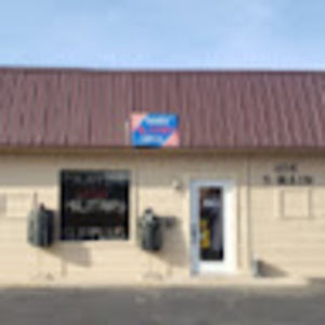 Meet your Posher, Stephen & chasity